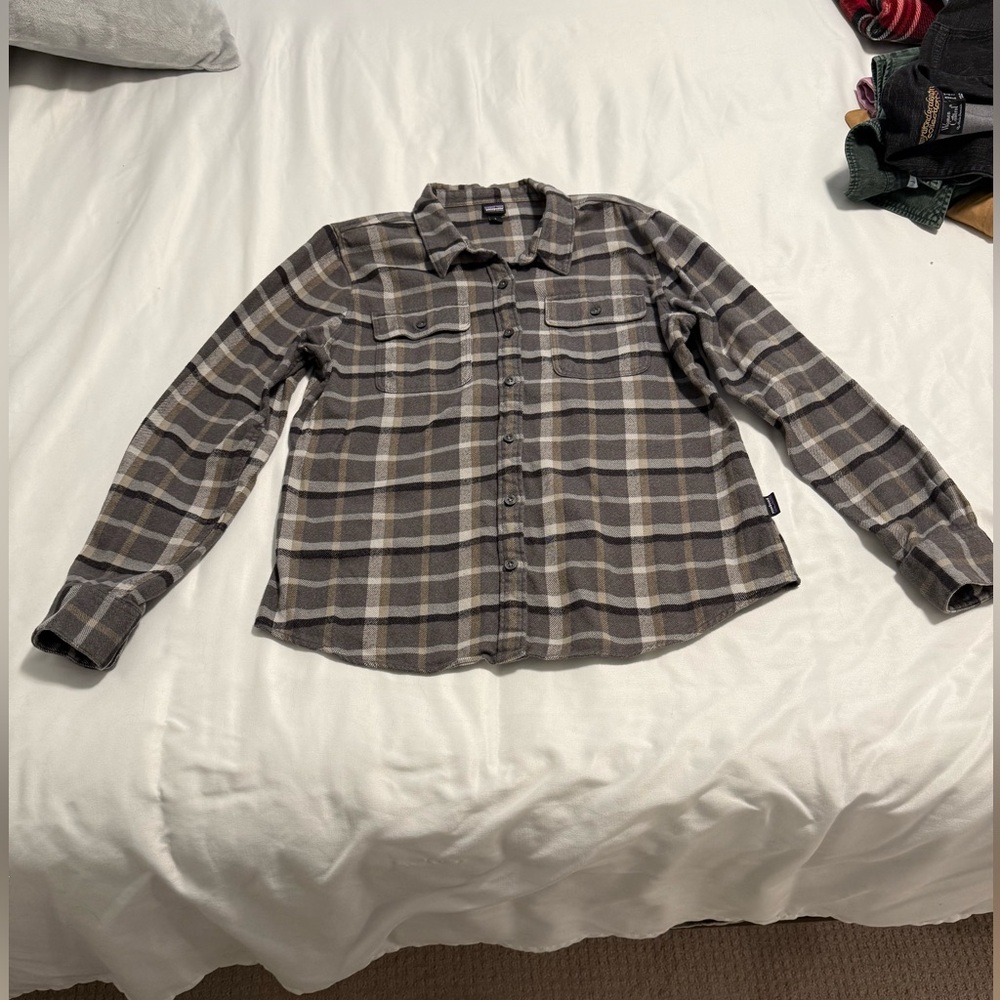 Women’s Patagonia Heavy Fleece Plaid Long Sleeve Shirt, Sz Large